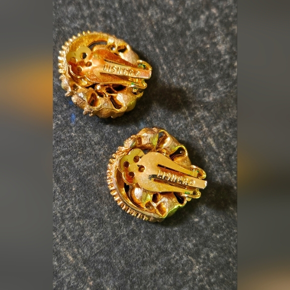 Lisner Vintage Elegant Gold and Brown Crystal  Clip On Earrings - Picture 10 of 13